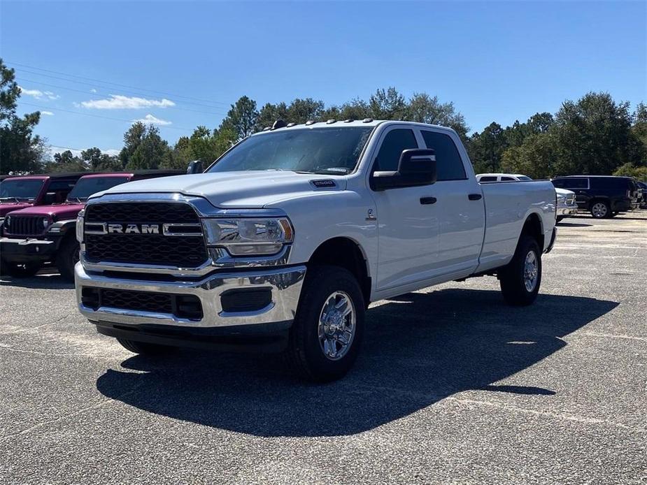 new 2024 Ram 2500 car, priced at $60,870