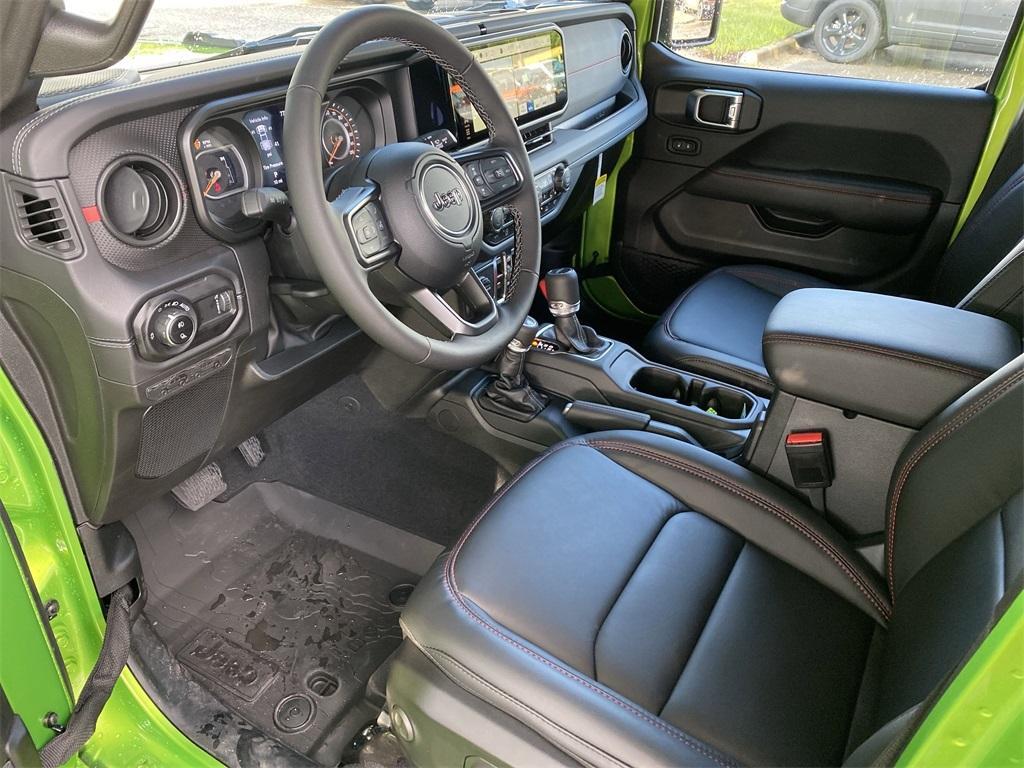 new 2025 Jeep Gladiator car, priced at $57,615