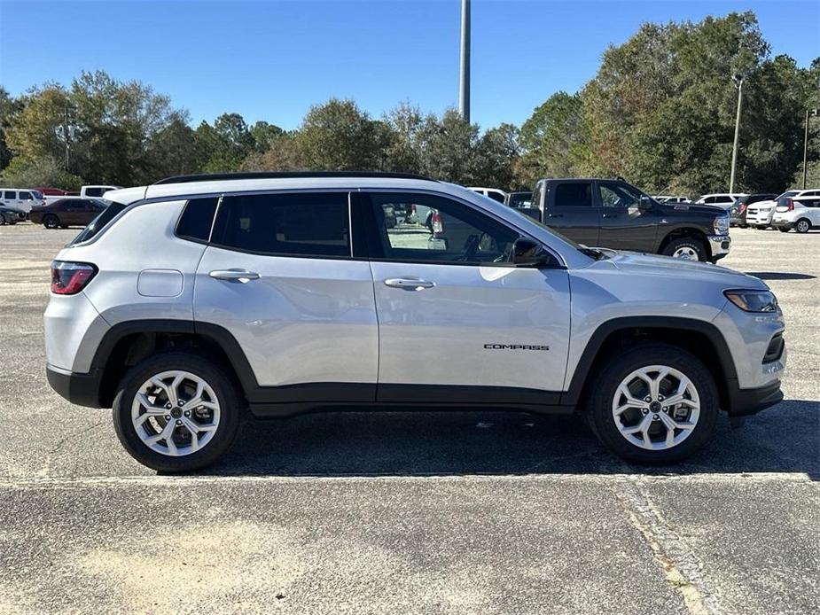 new 2025 Jeep Compass car, priced at $24,923