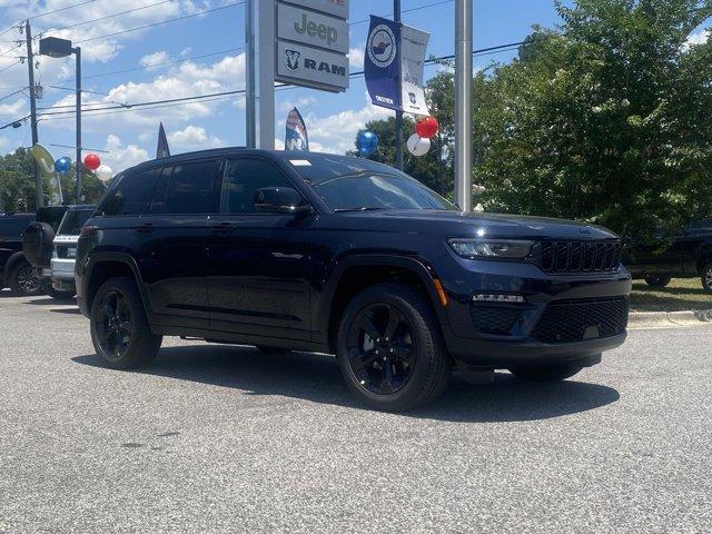 new 2024 Jeep Grand Cherokee car, priced at $49,872