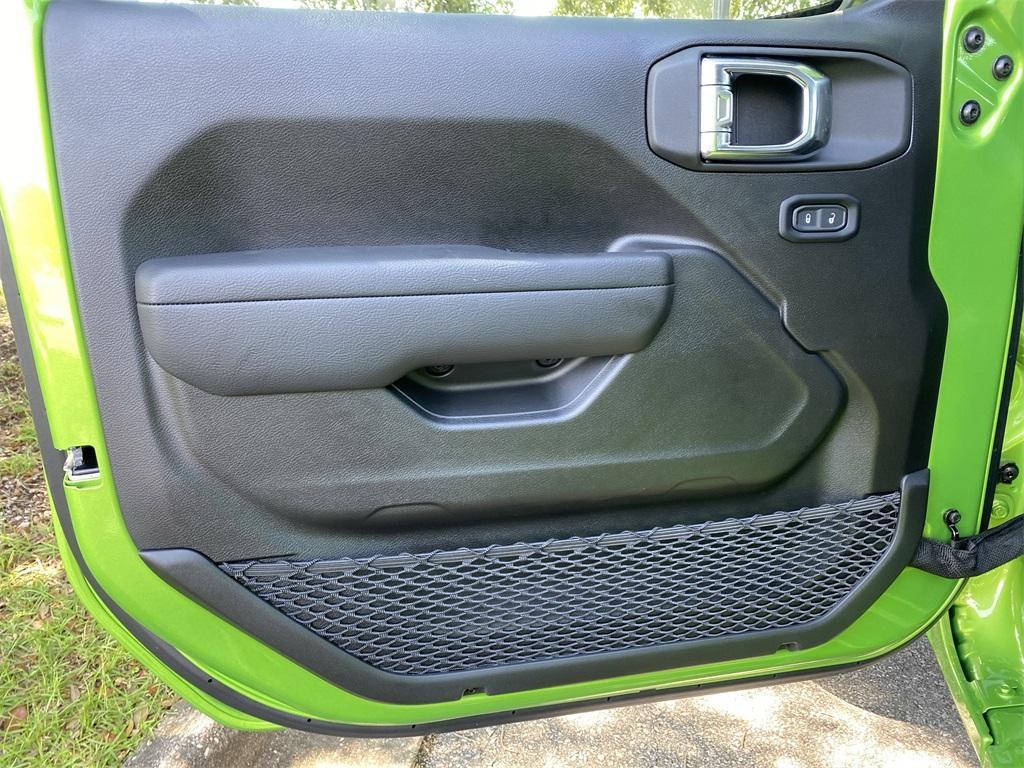 new 2025 Jeep Wrangler car, priced at $38,975