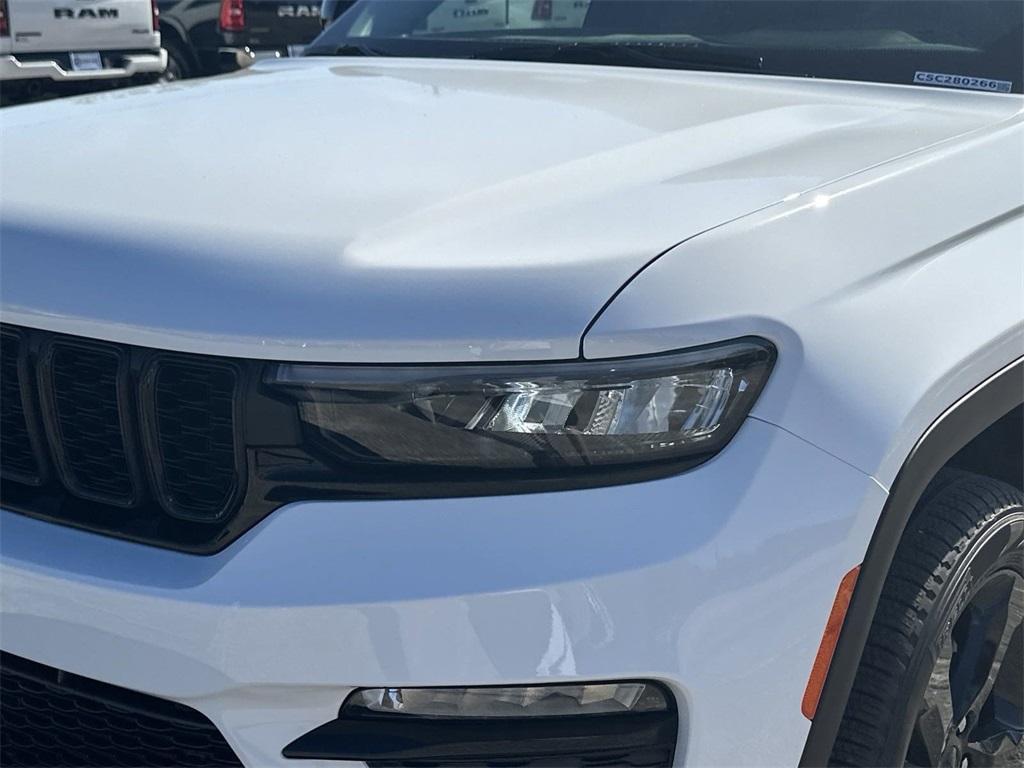 new 2025 Jeep Grand Cherokee car, priced at $47,823