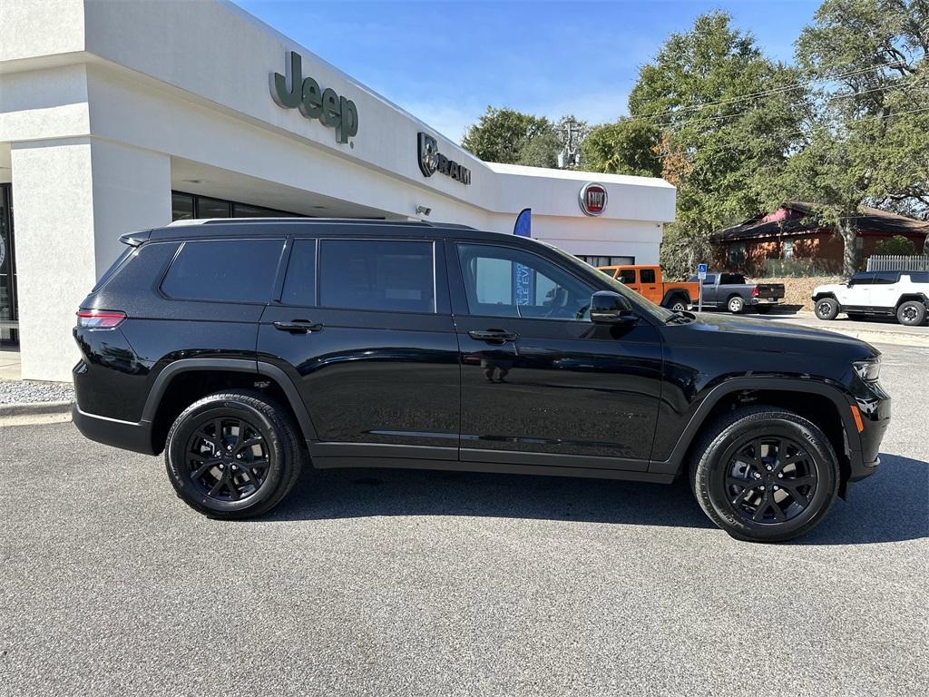 new 2025 Jeep Grand Cherokee L car, priced at $43,294