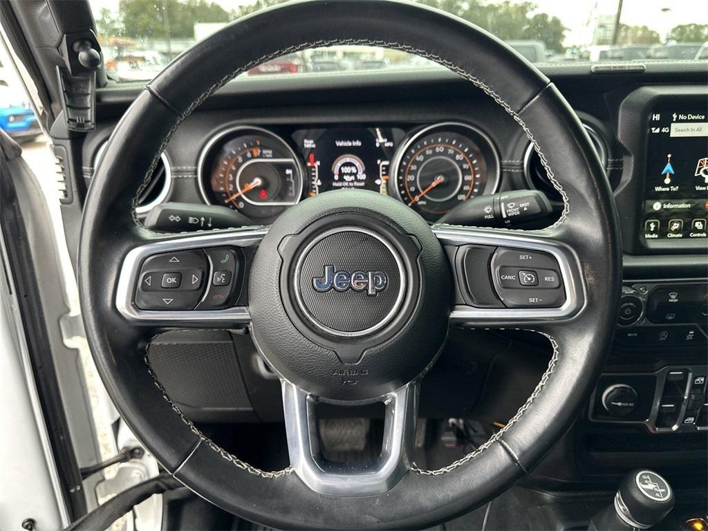 used 2022 Jeep Gladiator car, priced at $37,422