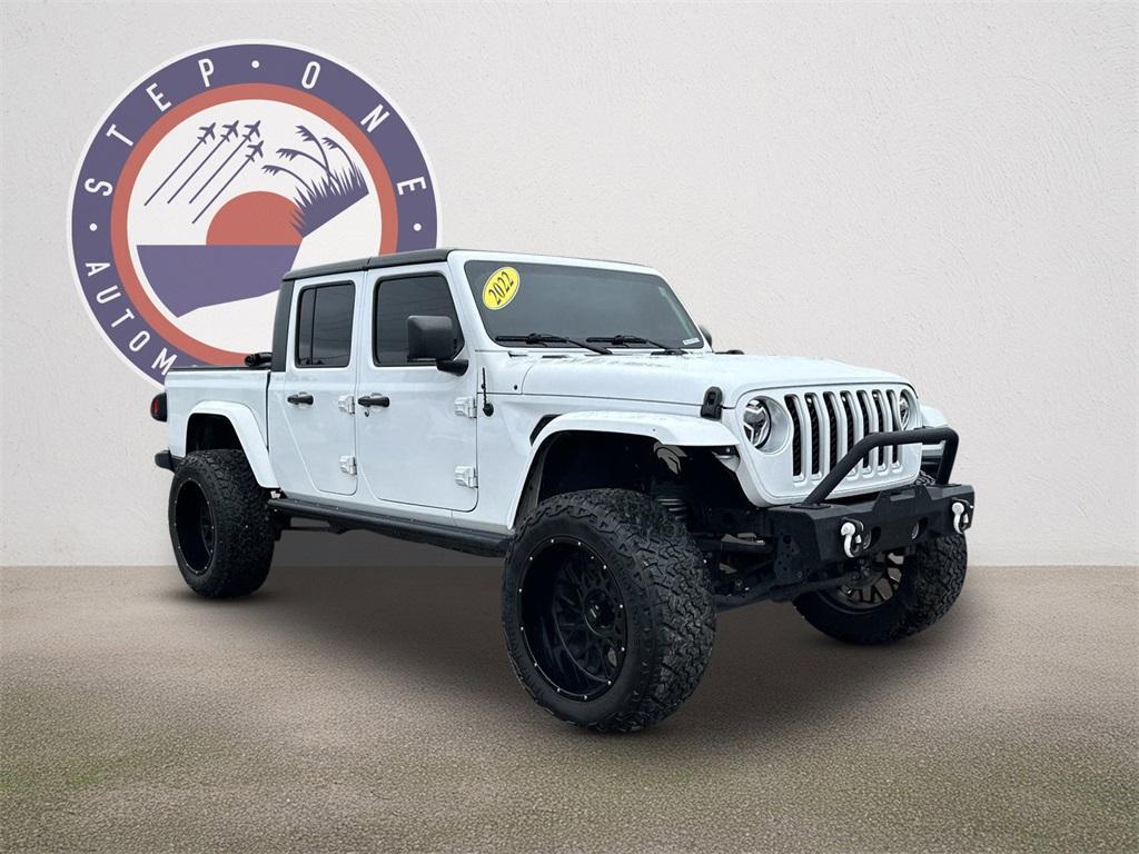 used 2022 Jeep Gladiator car, priced at $37,422