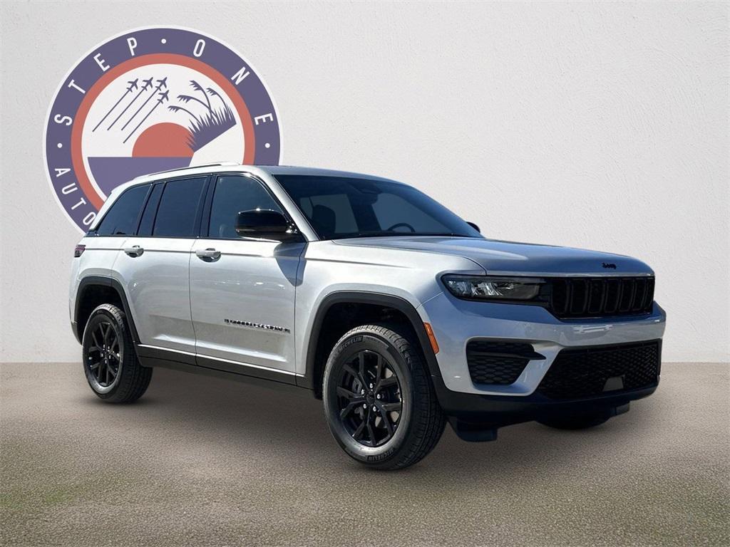 new 2025 Jeep Grand Cherokee car, priced at $40,030