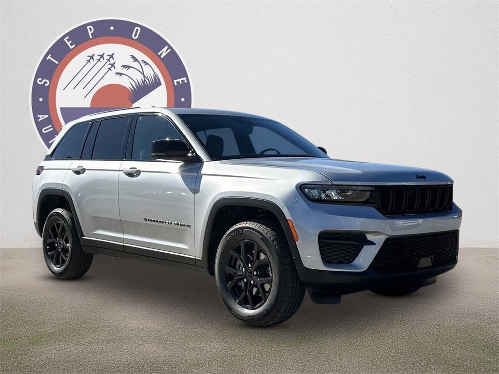 new 2025 Jeep Grand Cherokee car, priced at $40,030