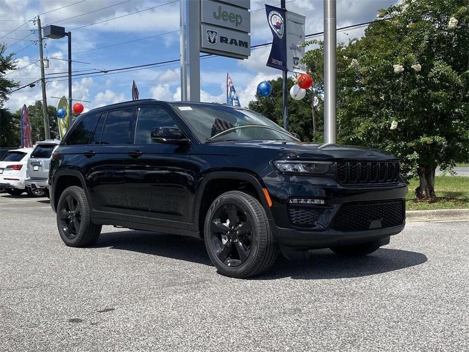 new 2024 Jeep Grand Cherokee car, priced at $42,739