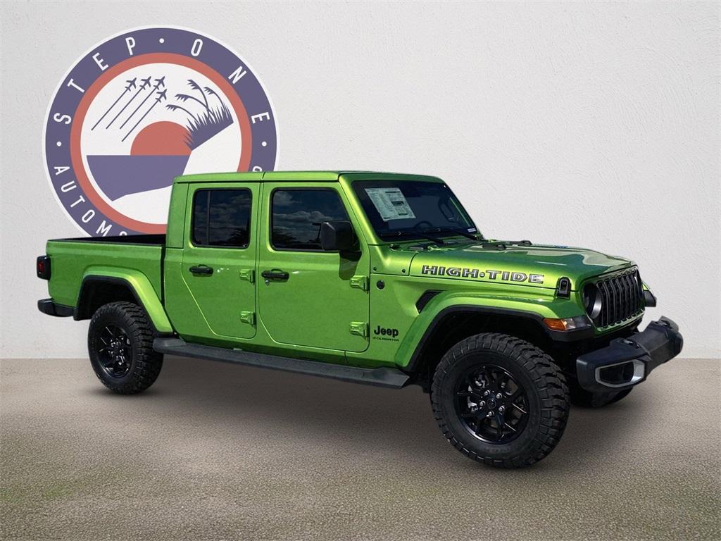 new 2025 Jeep Gladiator car, priced at $43,595
