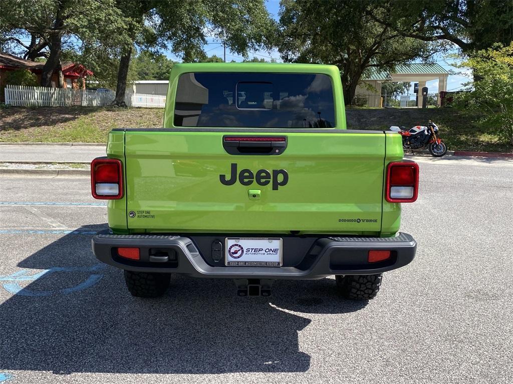 new 2025 Jeep Gladiator car, priced at $43,595