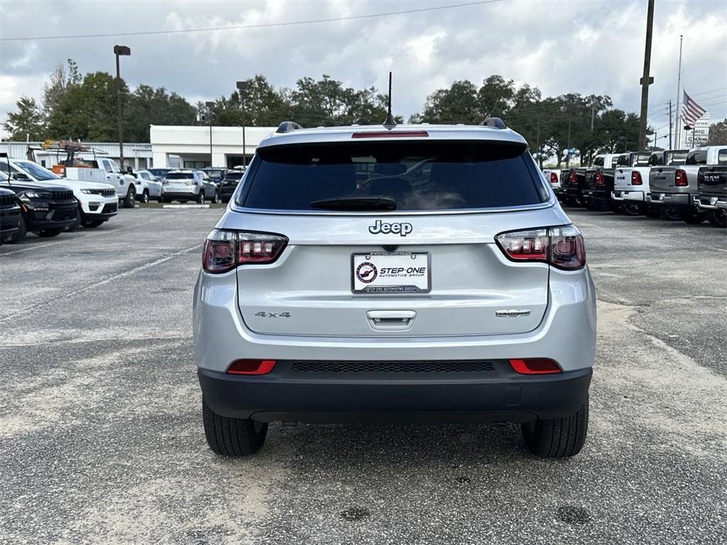 new 2025 Jeep Compass car, priced at $26,860