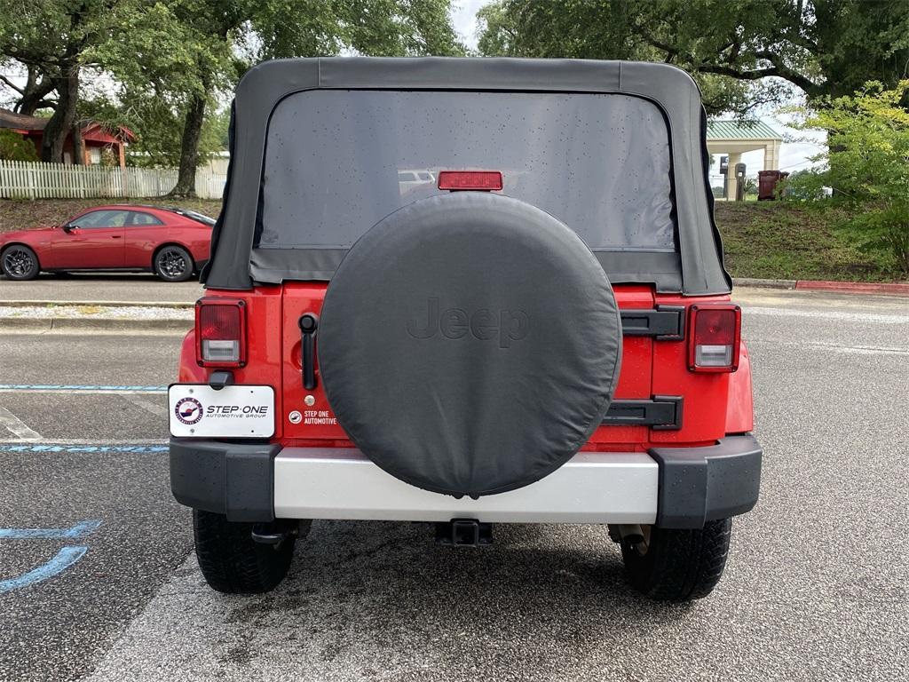 used 2015 Jeep Wrangler Unlimited car, priced at $21,645