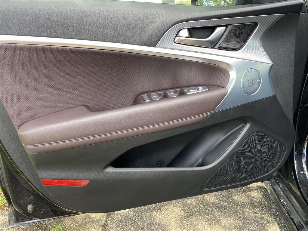 used 2022 Genesis G70 car, priced at $28,120