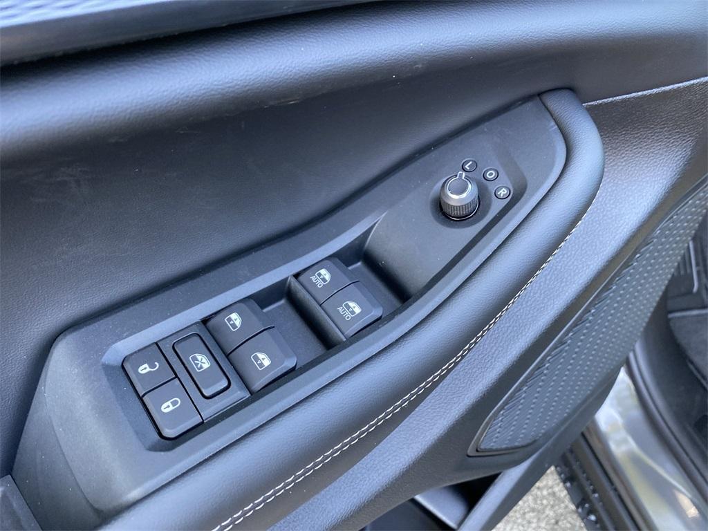 new 2025 Jeep Grand Cherokee car, priced at $36,170