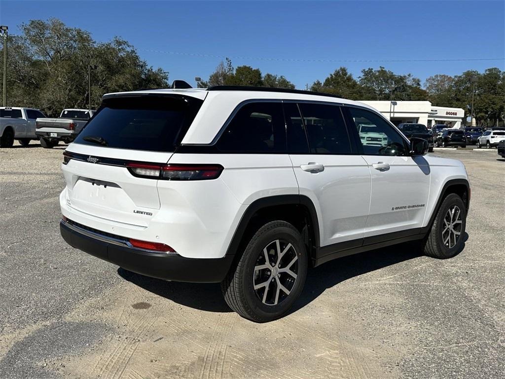 new 2025 Jeep Grand Cherokee car, priced at $42,515