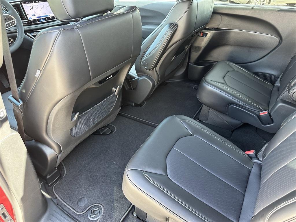 new 2026 Chrysler Pacifica car, priced at $42,803
