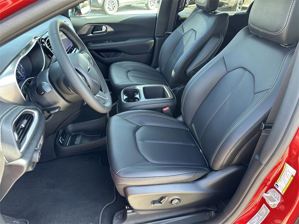 new 2026 Chrysler Pacifica car, priced at $42,803