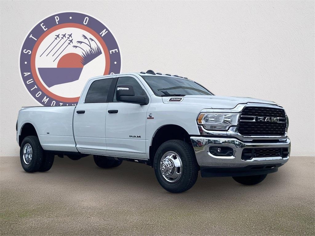 new 2024 Ram 3500 car, priced at $61,952