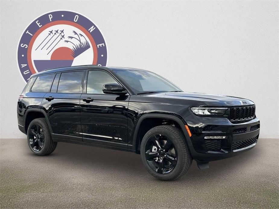 new 2025 Jeep Grand Cherokee L car, priced at $45,998