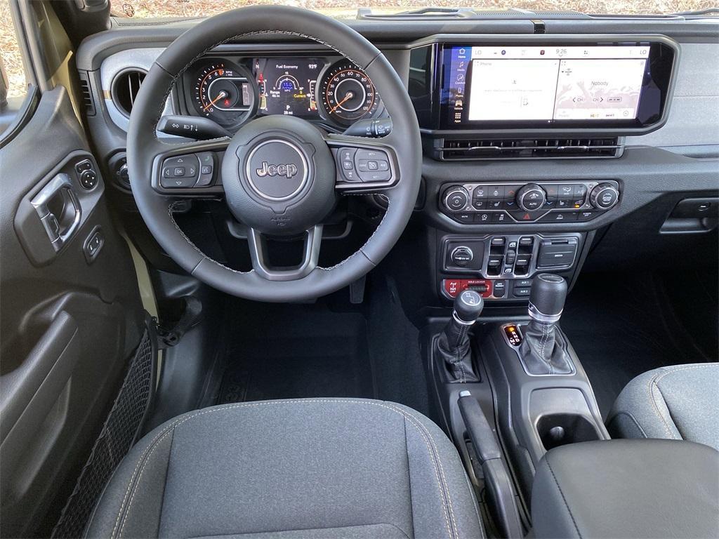 new 2025 Jeep Gladiator car, priced at $46,236