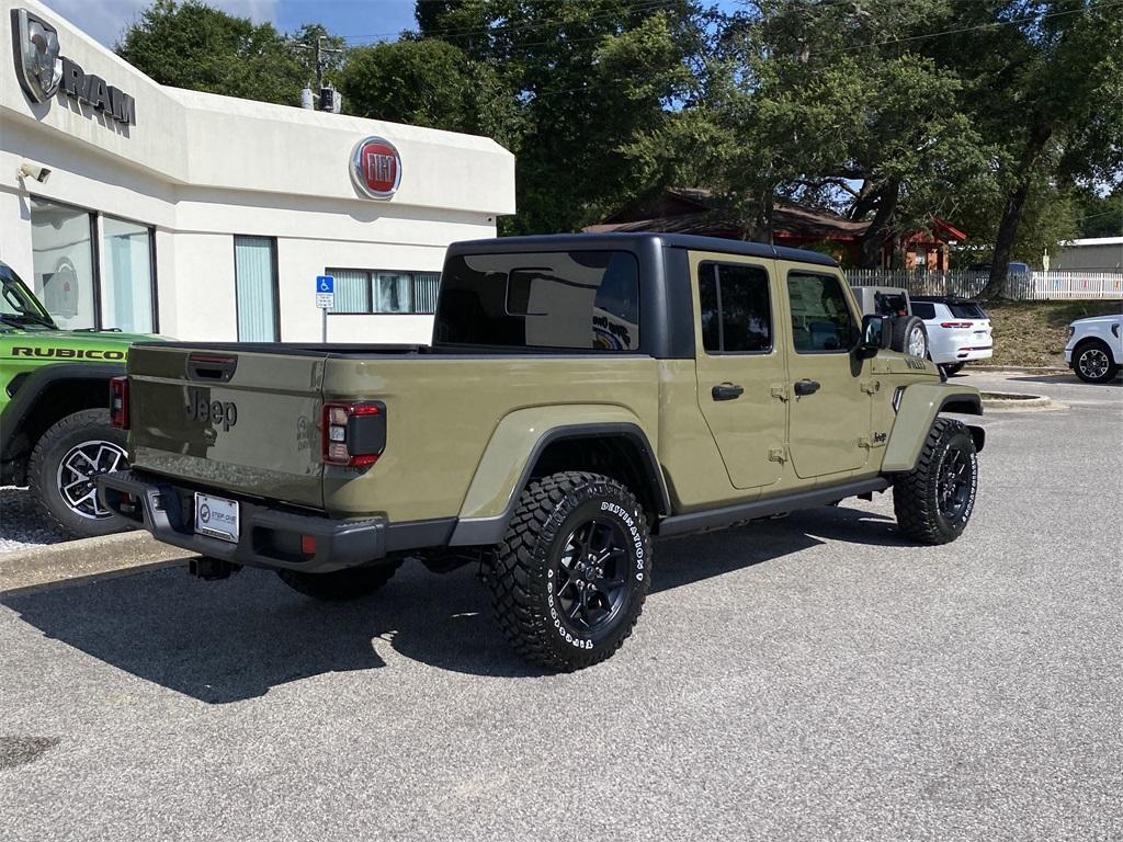 new 2025 Jeep Gladiator car, priced at $46,236