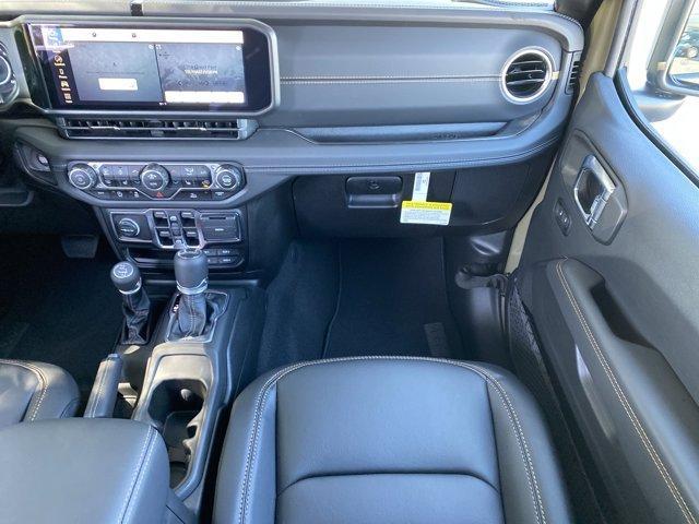 new 2025 Jeep Gladiator car, priced at $46,535