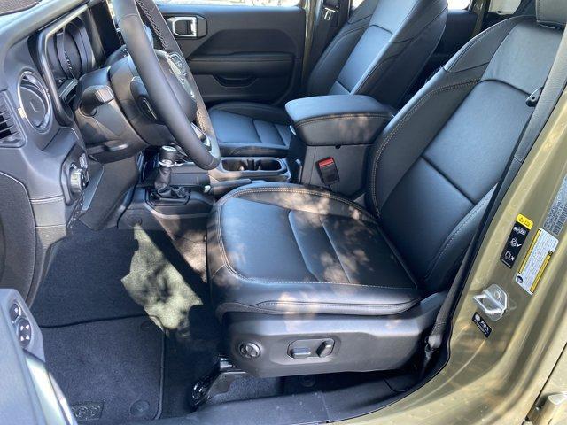 new 2025 Jeep Gladiator car, priced at $46,535