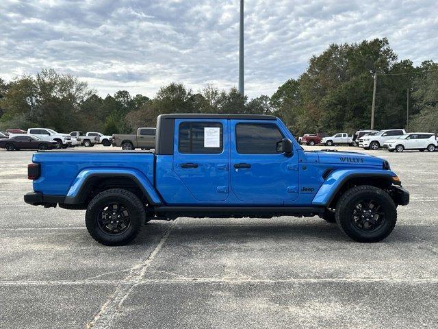 used 2024 Jeep Gladiator car, priced at $41,321