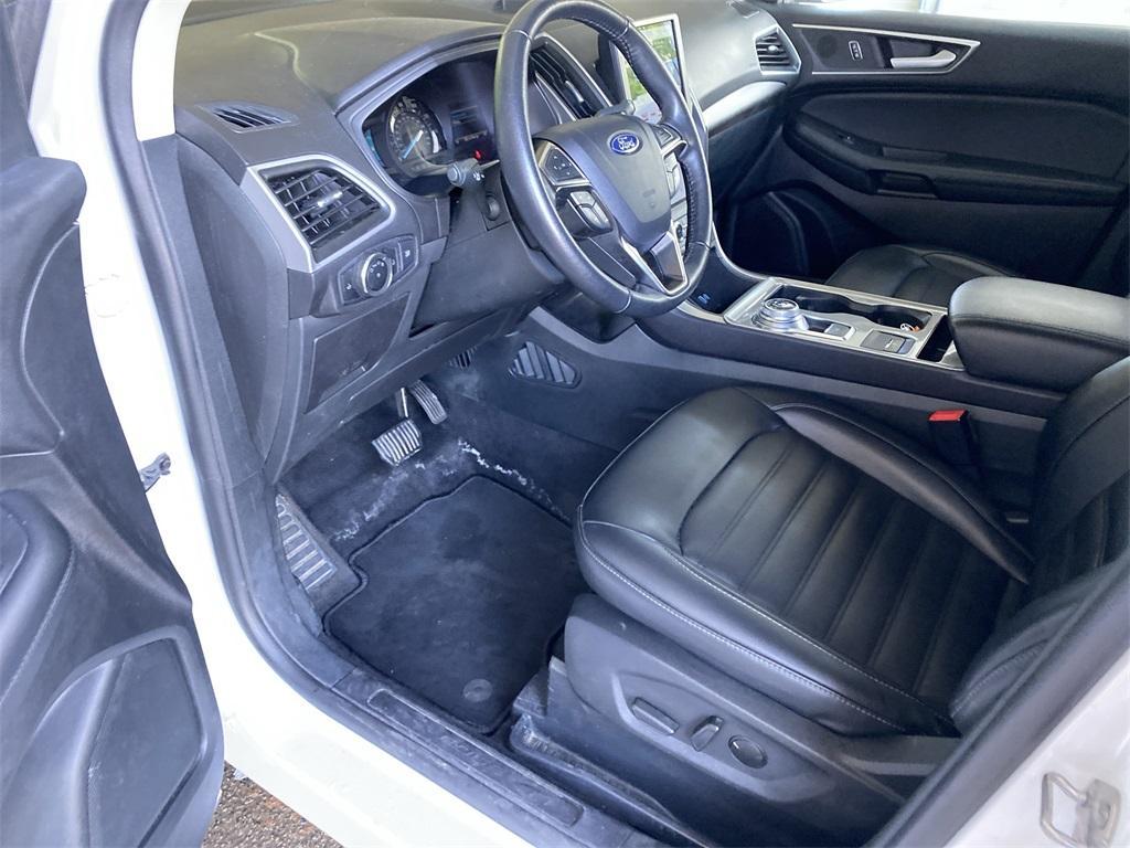 used 2024 Ford Edge car, priced at $27,122