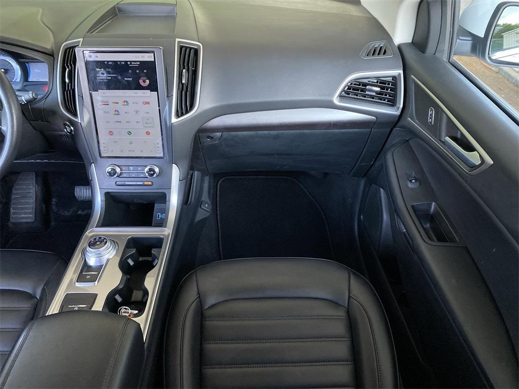 used 2024 Ford Edge car, priced at $27,122