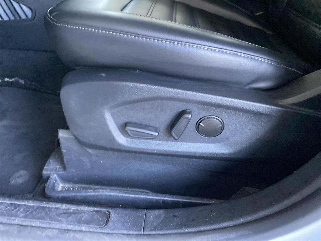 used 2024 Ford Edge car, priced at $27,122