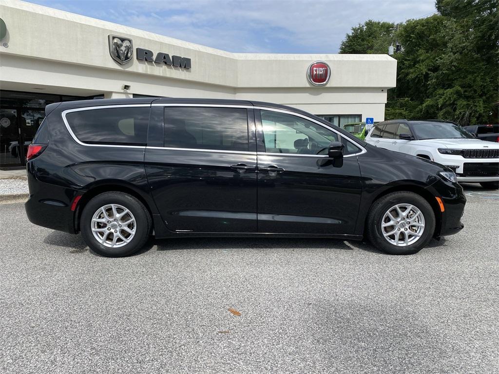 used 2023 Chrysler Pacifica car, priced at $23,424