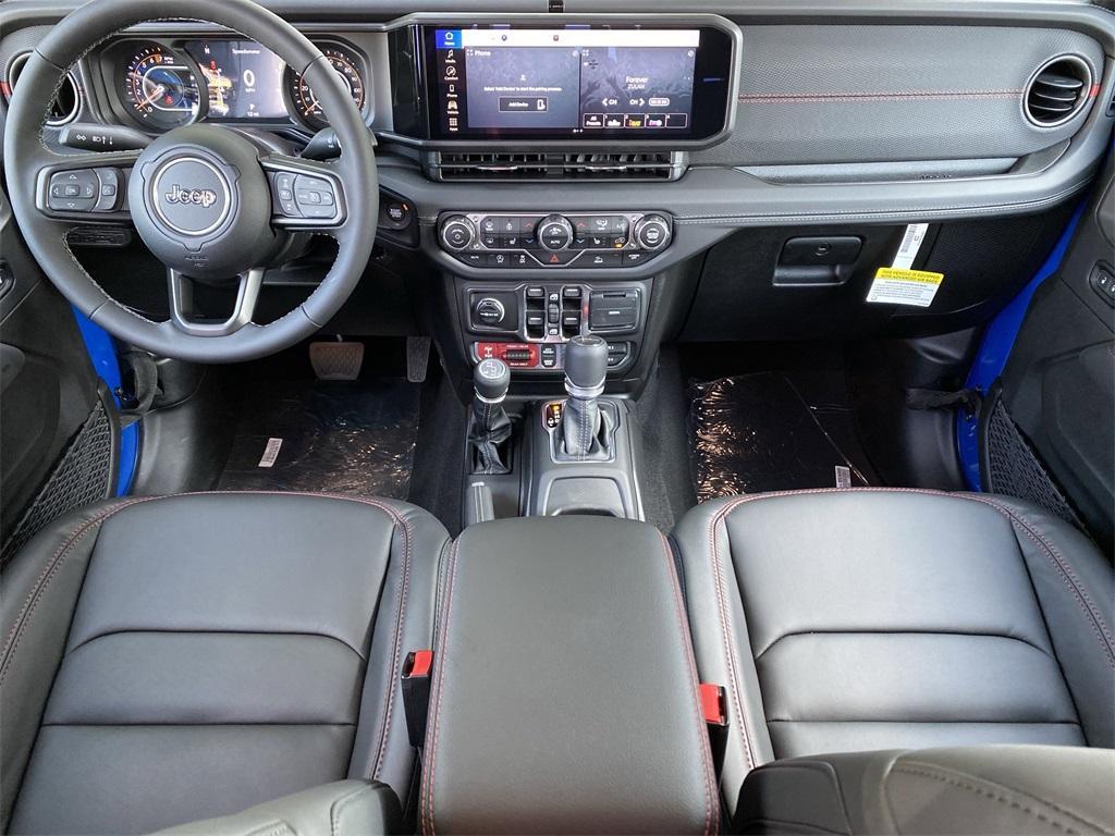 new 2025 Jeep Gladiator car, priced at $55,095