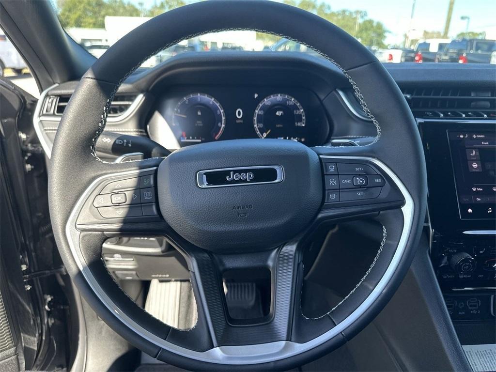 new 2025 Jeep Grand Cherokee L car, priced at $43,030