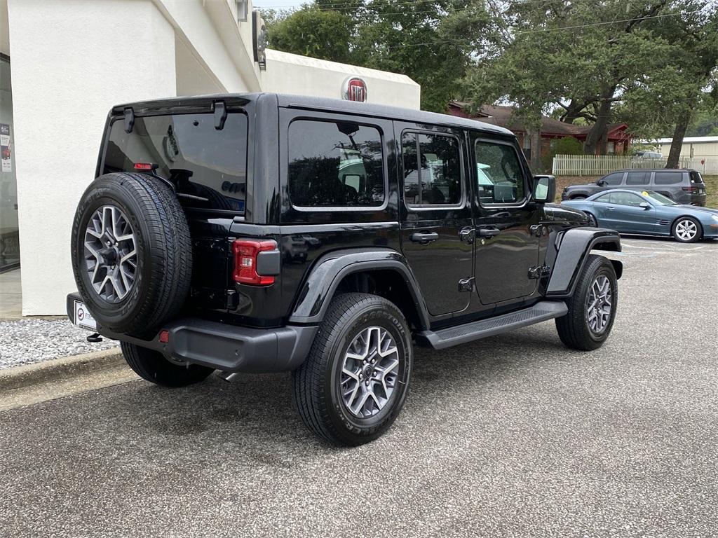 new 2025 Jeep Wrangler car, priced at $55,455