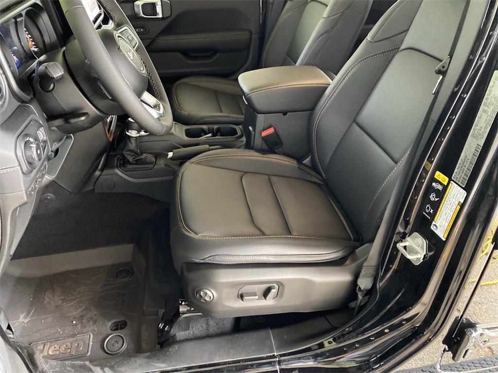 new 2025 Jeep Wrangler car, priced at $55,455