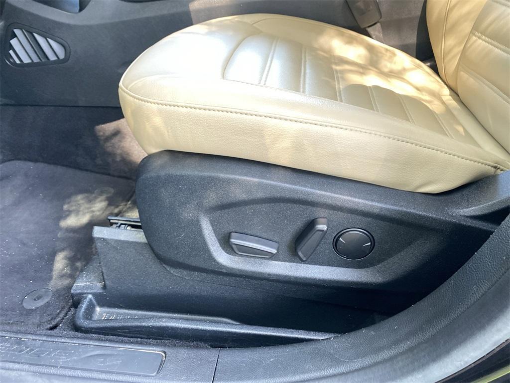 used 2021 Ford Edge car, priced at $19,751