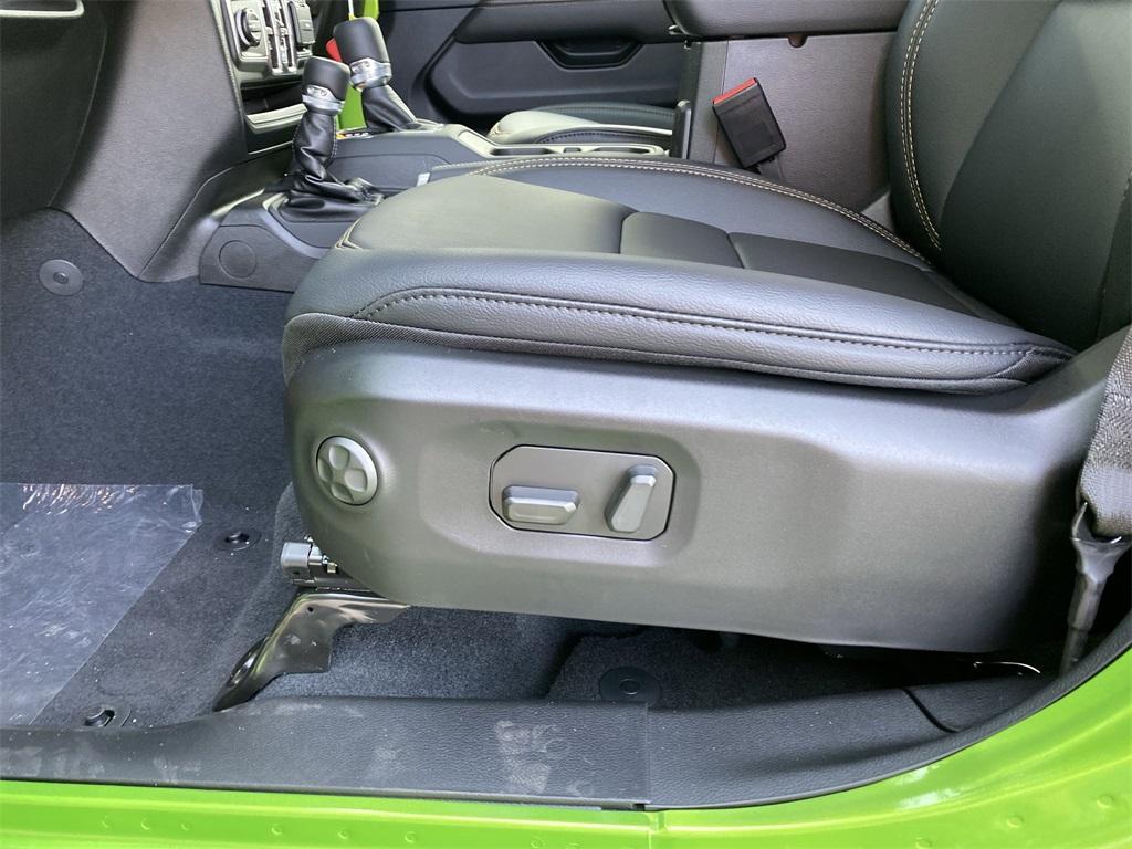 new 2025 Jeep Gladiator car, priced at $44,540