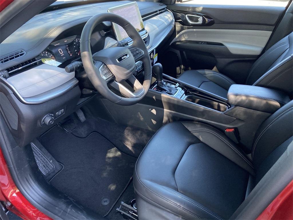 new 2025 Jeep Compass car, priced at $30,991