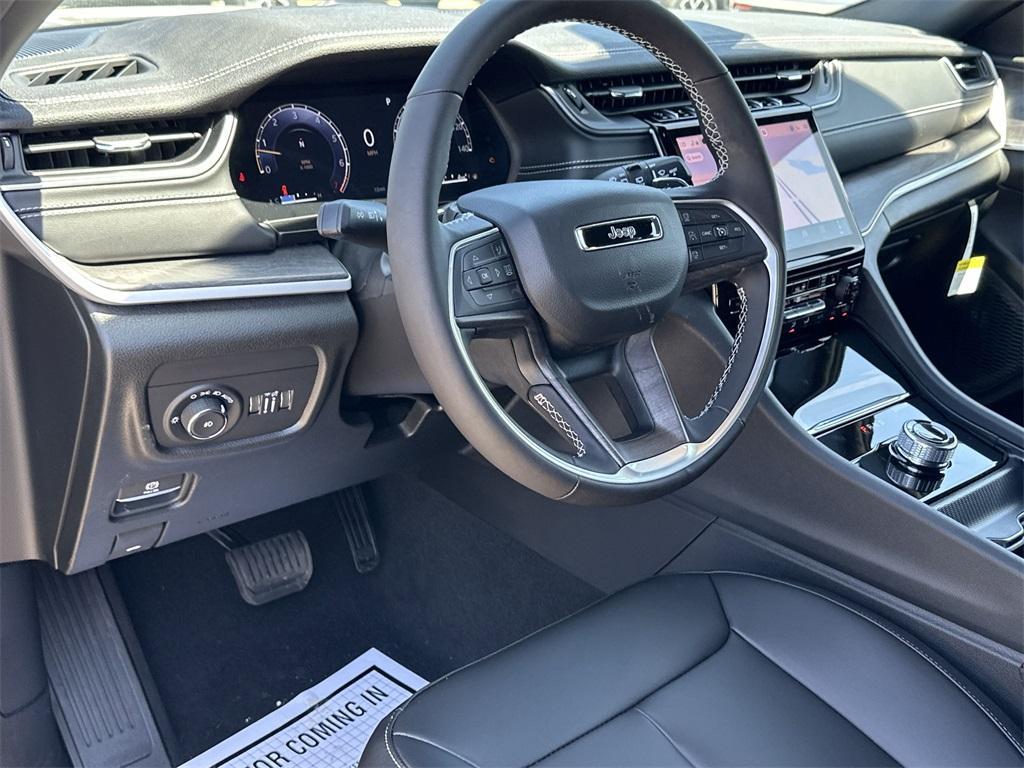 new 2025 Jeep Grand Cherokee L car, priced at $46,885