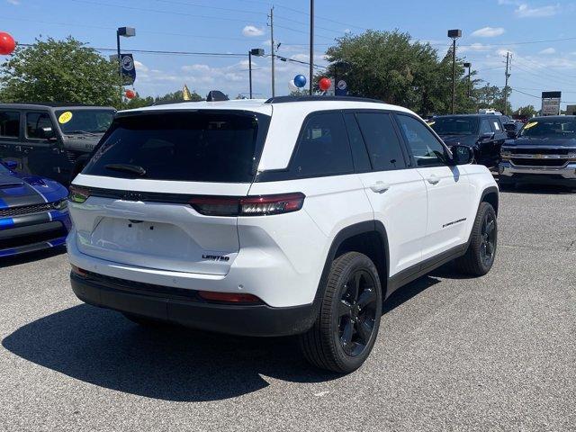 new 2024 Jeep Grand Cherokee car, priced at $46,703