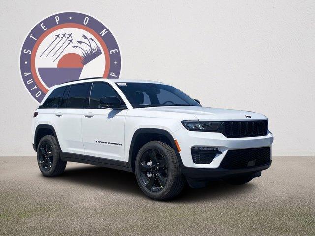 new 2024 Jeep Grand Cherokee car, priced at $46,703