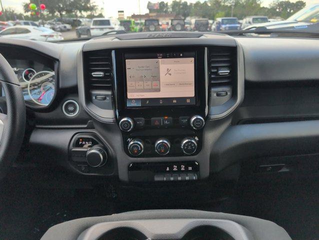 new 2025 Ram 1500 car, priced at $45,421