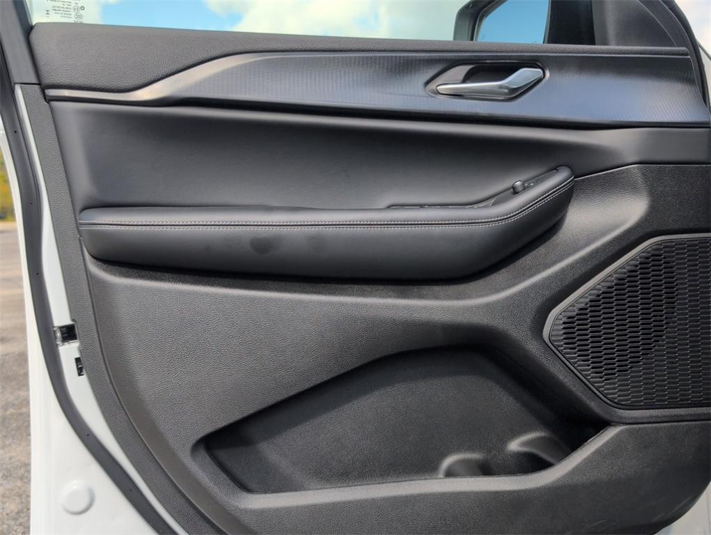 new 2025 Jeep Grand Cherokee L car, priced at $35,453
