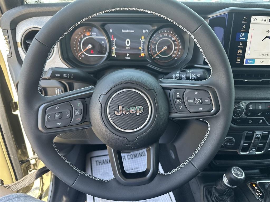new 2025 Jeep Wrangler car, priced at $47,593