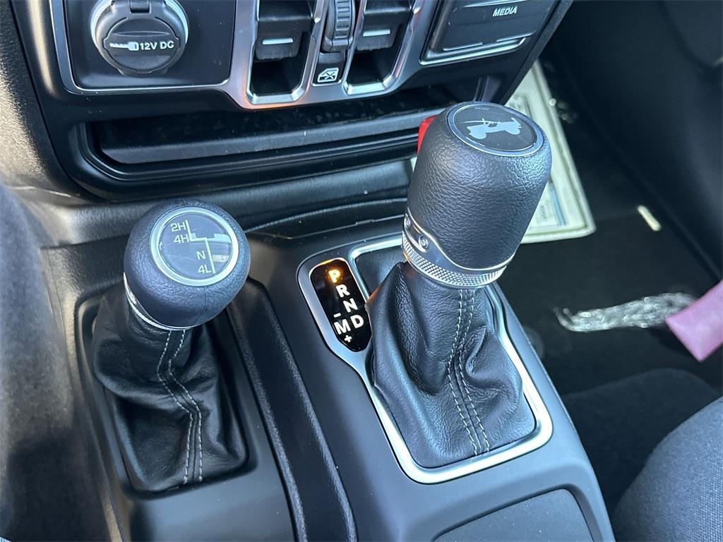 new 2025 Jeep Wrangler car, priced at $49,025