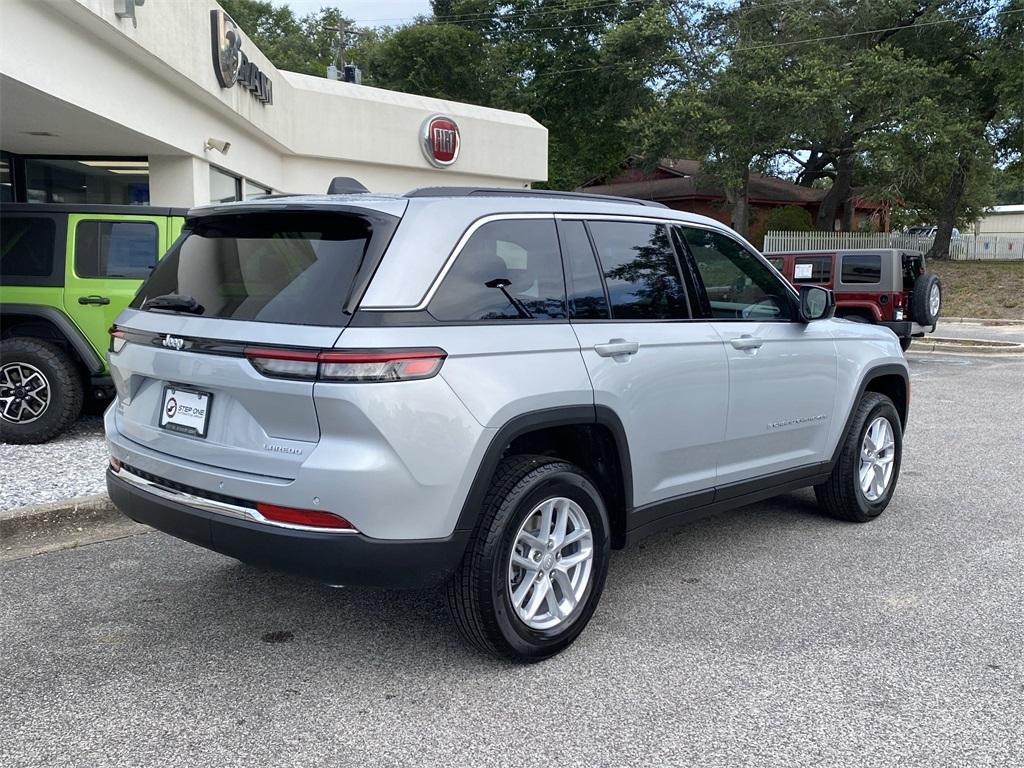 new 2025 Jeep Grand Cherokee car, priced at $36,404