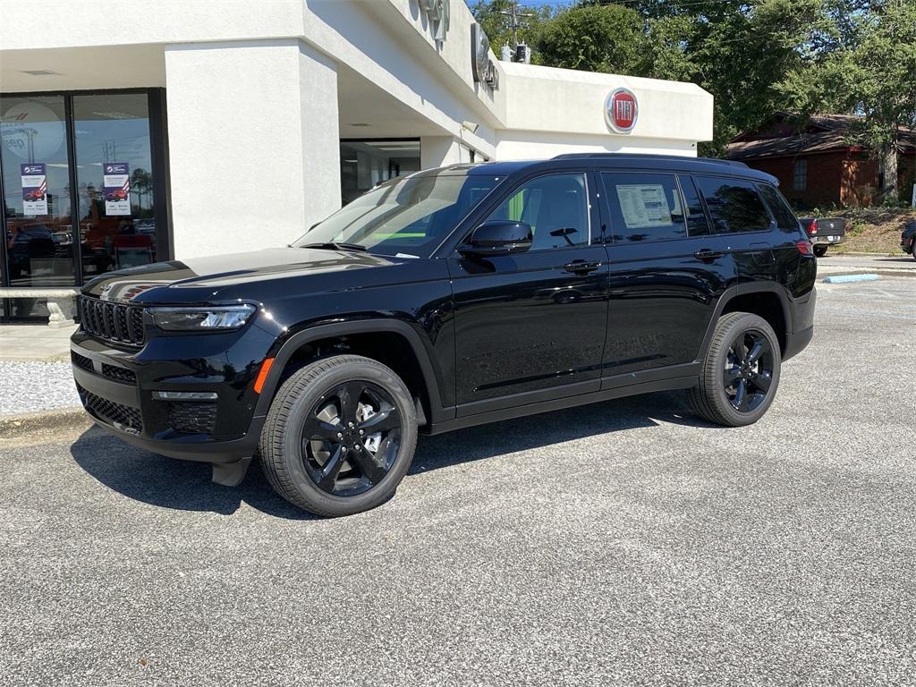 new 2025 Jeep Grand Cherokee L car, priced at $50,622