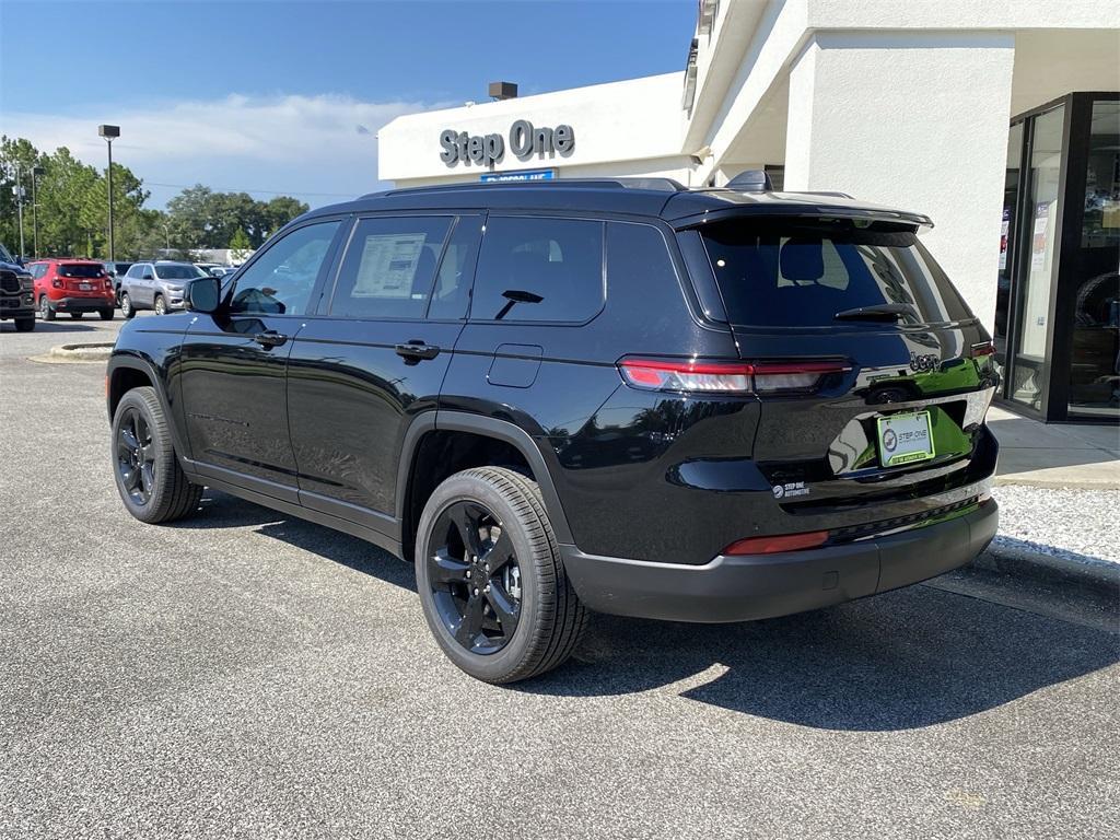 new 2025 Jeep Grand Cherokee L car, priced at $50,622
