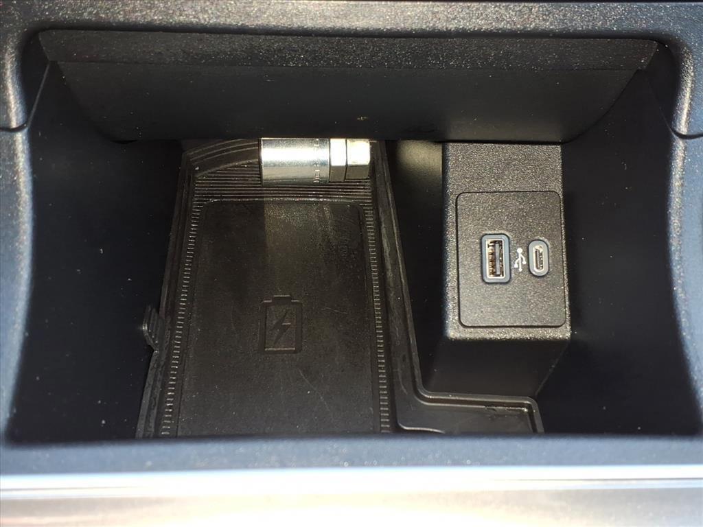 used 2024 Ford Edge car, priced at $28,498